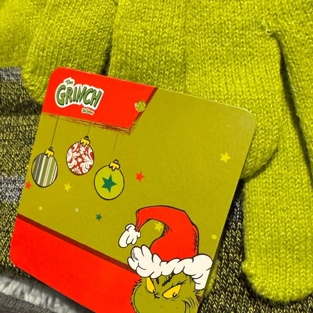 NWT Bioworld Kids Grinch Hat & Gloves Set‎ Officially Licensed Christmas Holiday